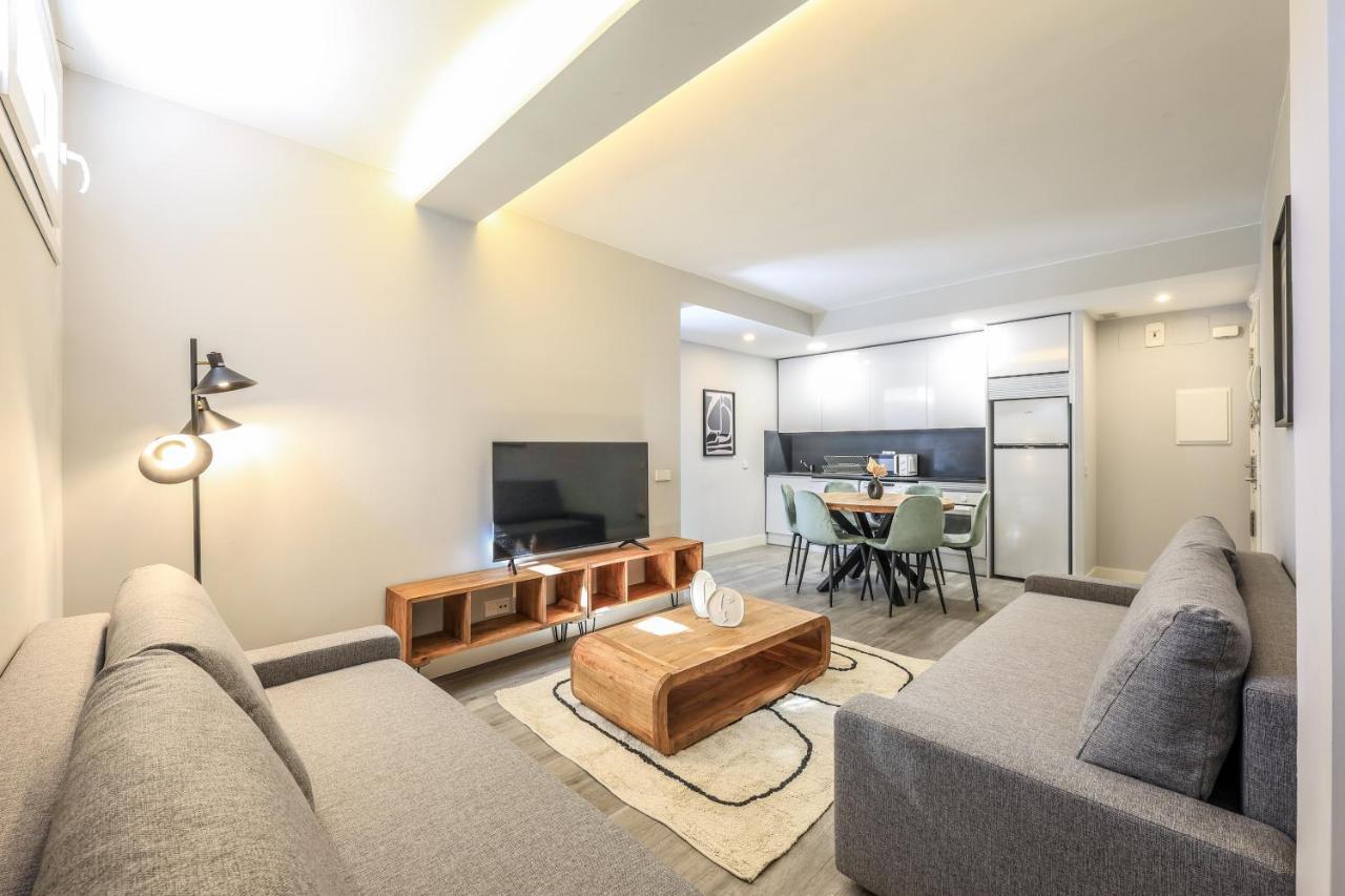 Apartamentos Reformados En Arturo Soria Madrid Luaran gambar