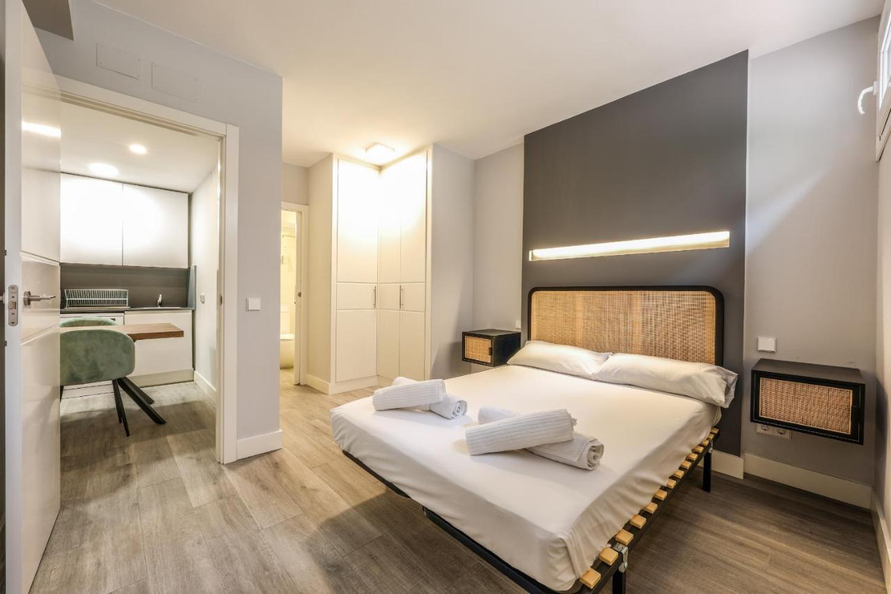Apartamentos Reformados En Arturo Soria Madrid Luaran gambar