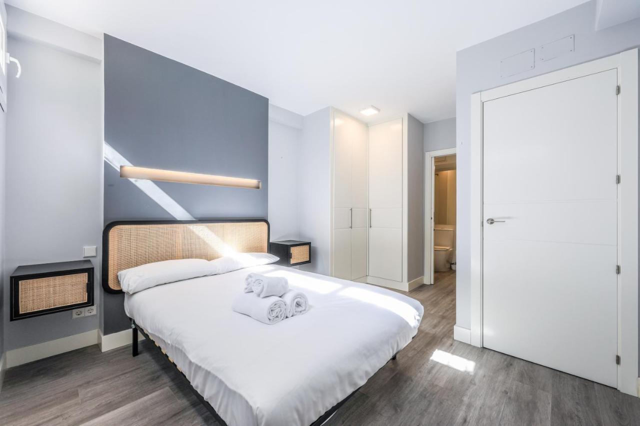 Apartamentos Reformados En Arturo Soria Madrid Luaran gambar