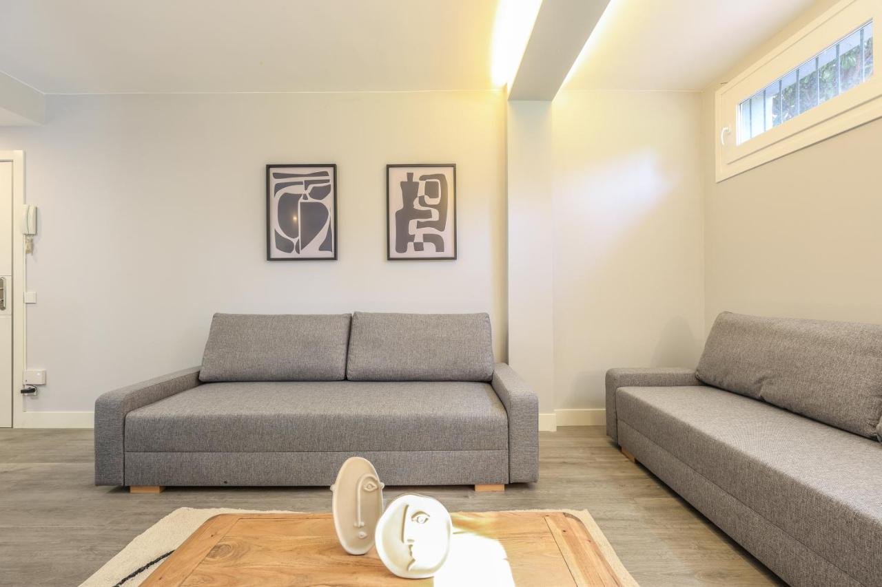 Apartamentos Reformados En Arturo Soria Madrid Luaran gambar
