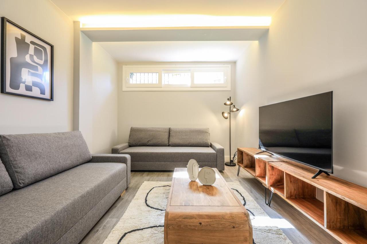 Apartamentos Reformados En Arturo Soria Madrid Luaran gambar