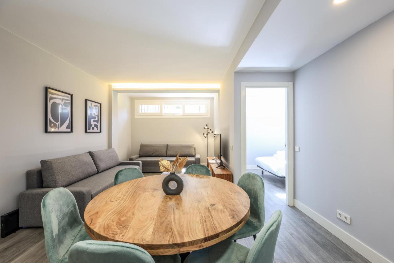 Apartamentos Reformados En Arturo Soria Madrid Luaran gambar