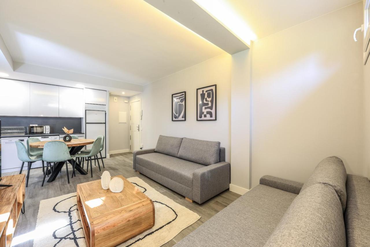 Apartamentos Reformados En Arturo Soria Madrid Luaran gambar